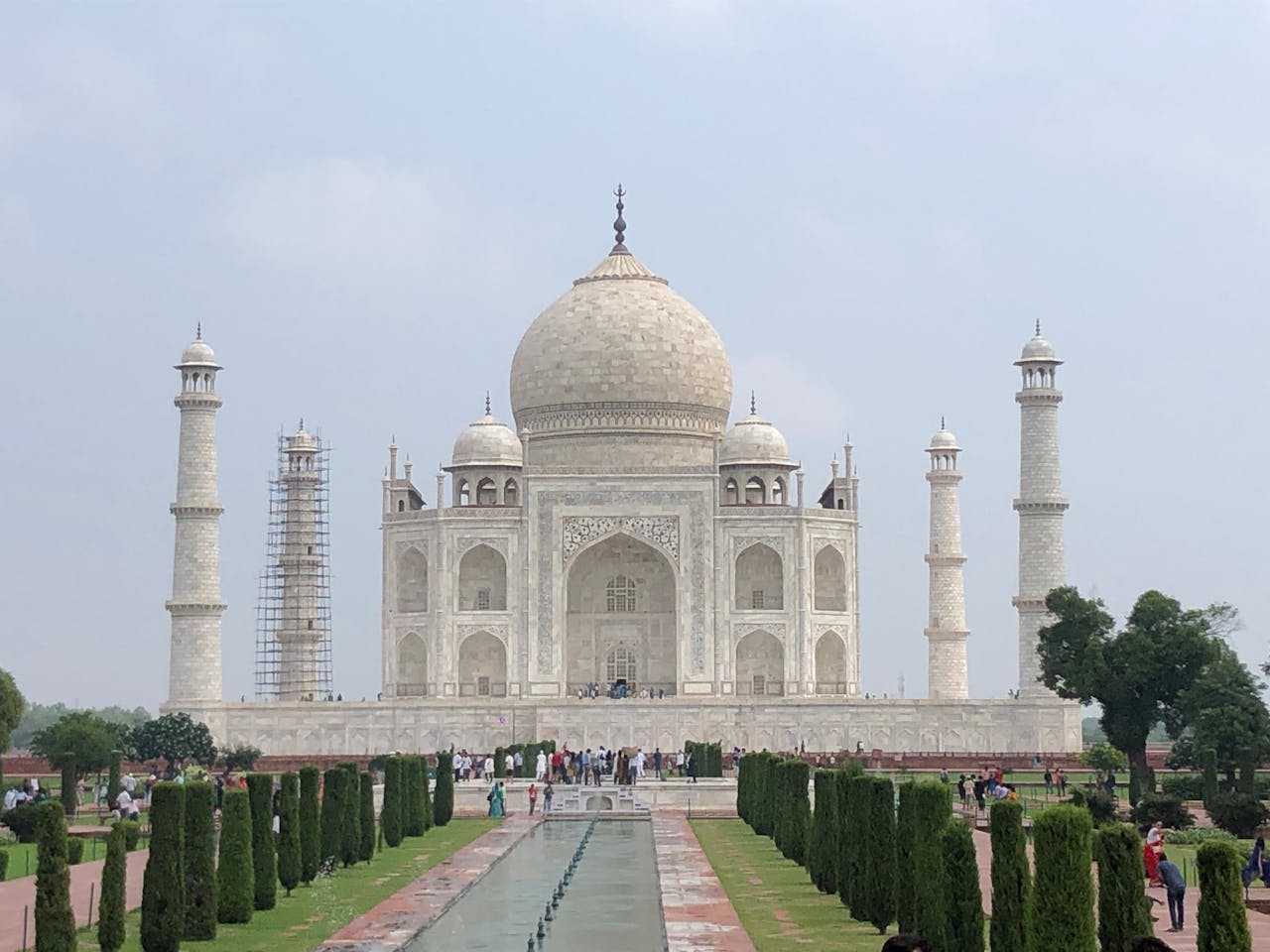 Breathtaking view of the iconic Taj Mahal, a UNESCO World Heritage site in Agra, India.